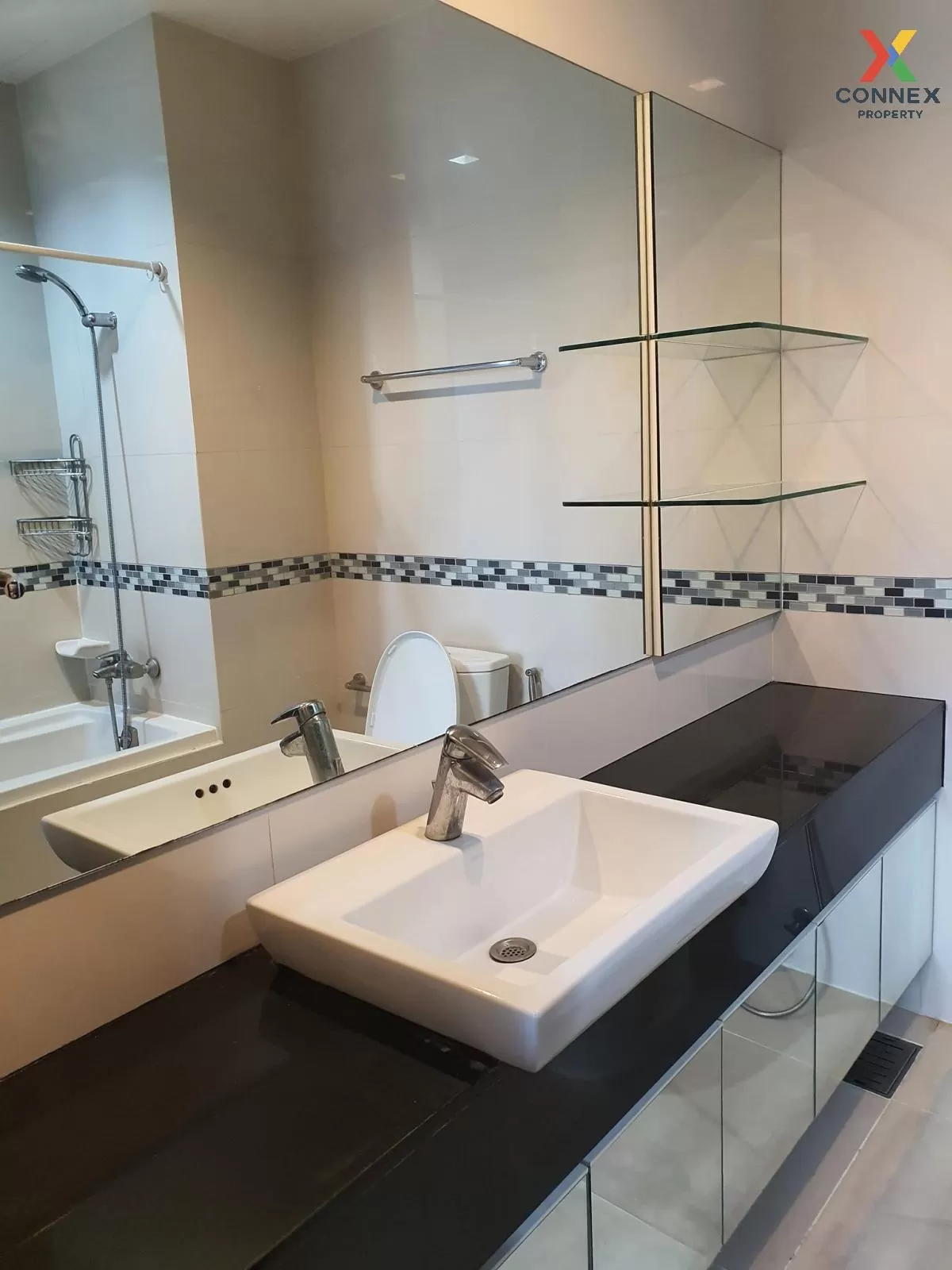 FOR RENT condo , Ideo Q Phayathai , BTS-Phaya Thai , Thung Phaya 