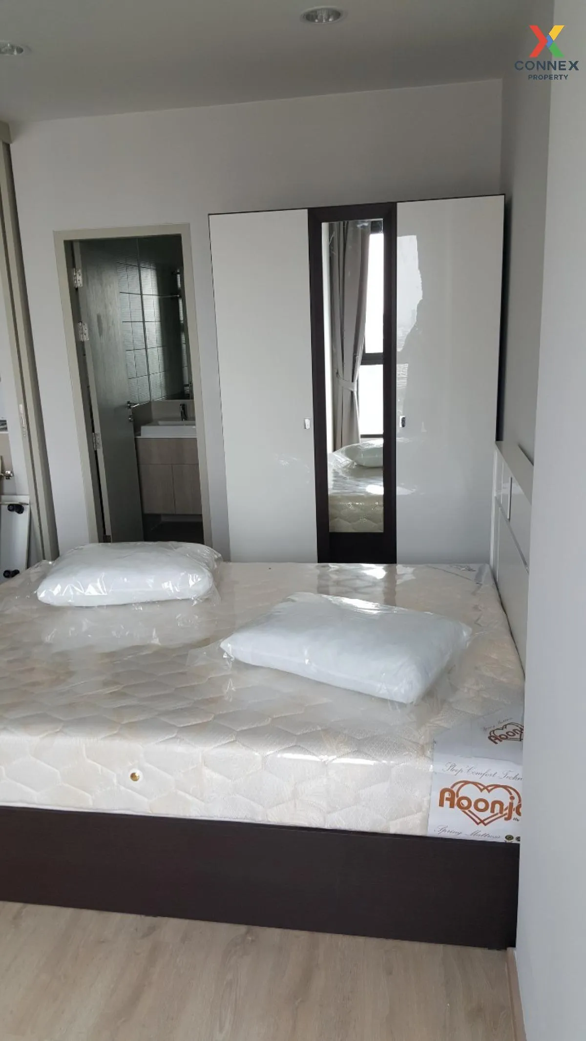 FOR RENT condo , Ideo Q Ratchathewi , BTS-Ratchathewi , Thung Pha