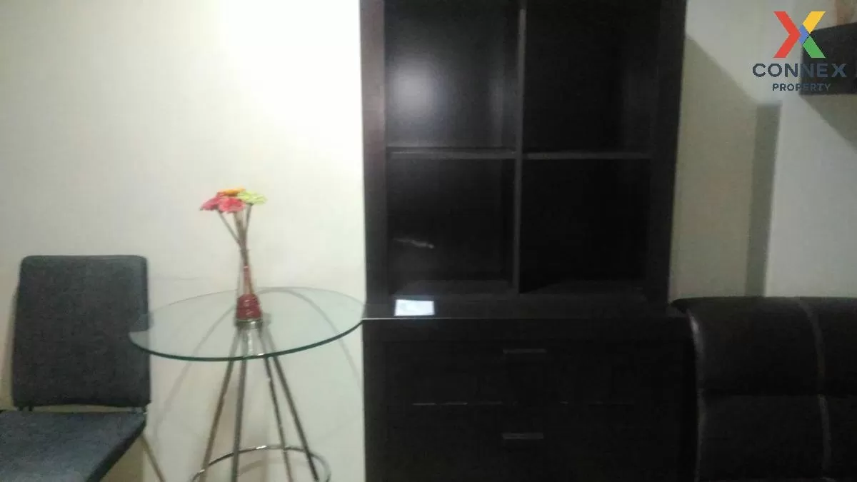 FOR RENT condo , Lumpini Place Phahol - Saphankhwai , BTS-Saphan  4