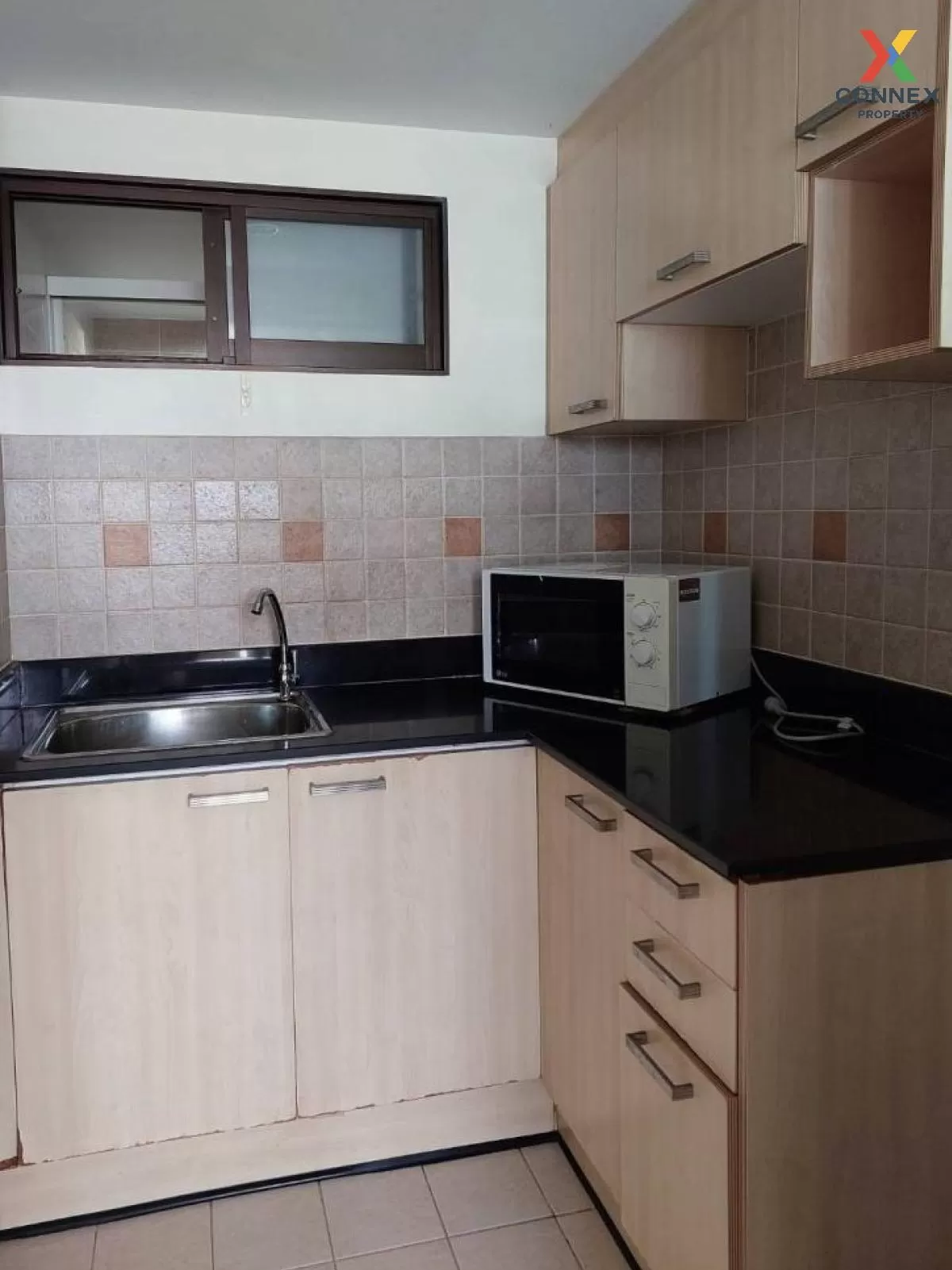 FOR RENT condo , Lumpini Place Phahol - Saphankhwai , BTS-Saphan 