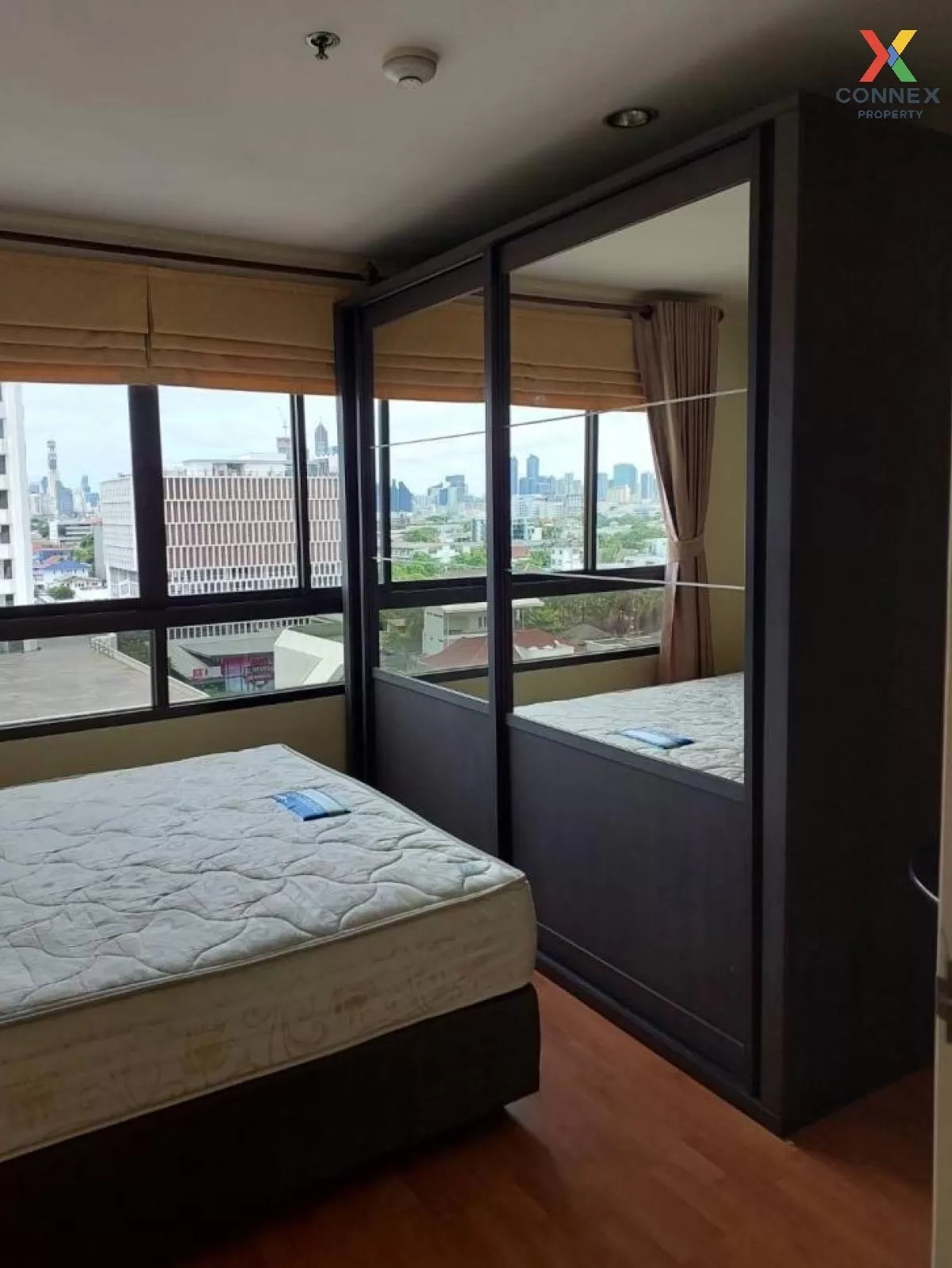 FOR RENT condo , Lumpini Place Phahol - Saphankhwai , BTS-Saphan 