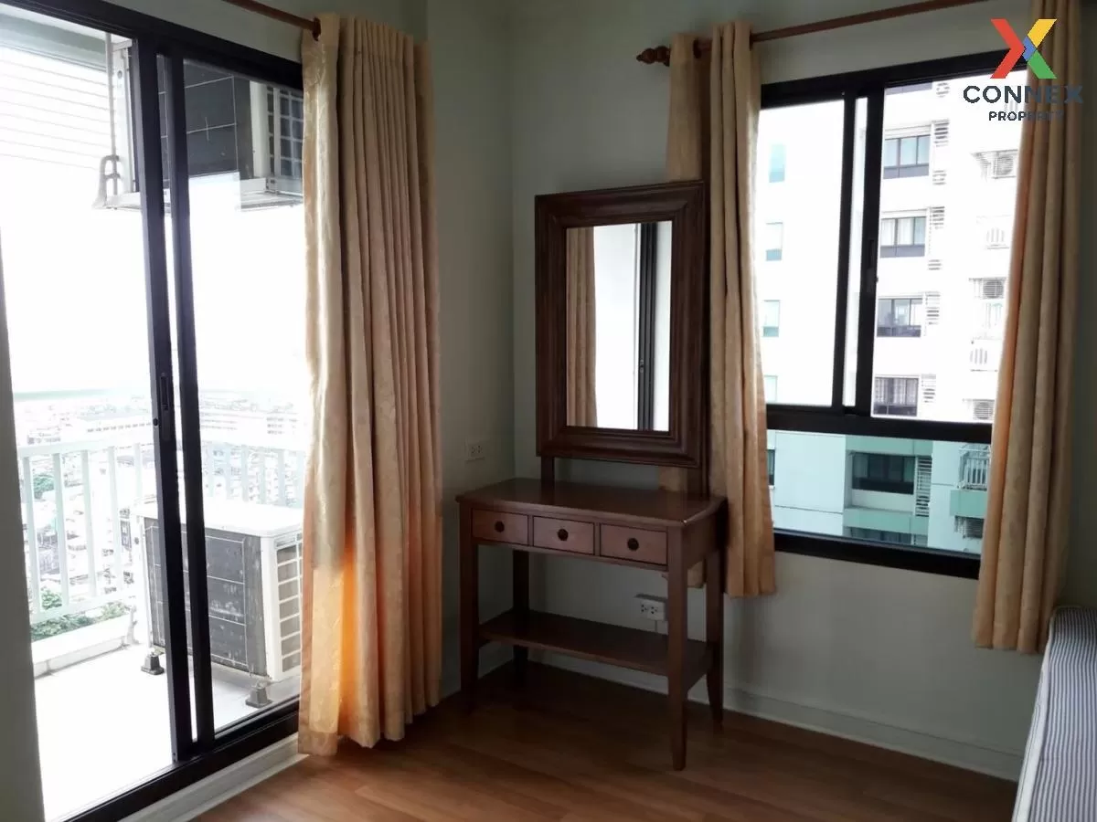 FOR RENT condo , Lumpini Place Phahol - Saphankhwai , BTS-Saphan 