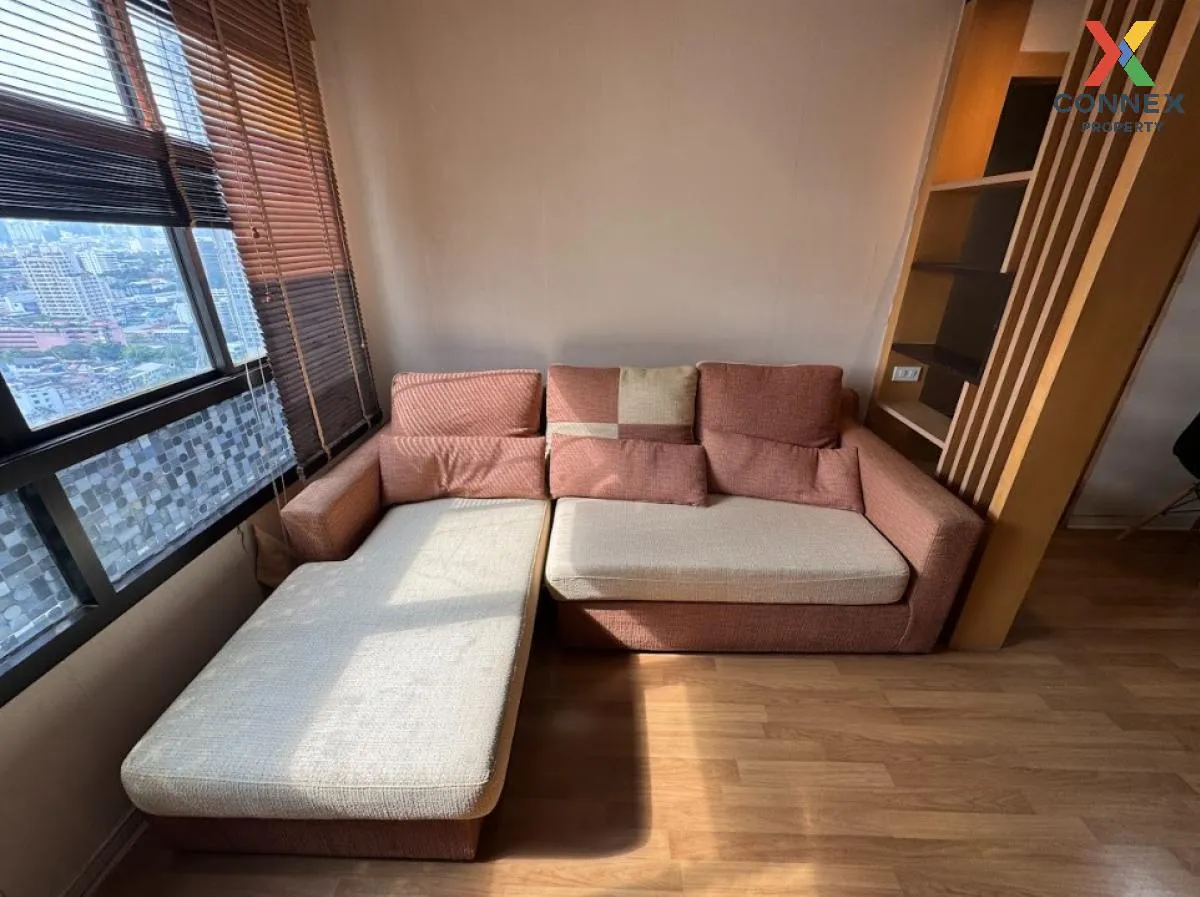 FOR RENT condo , Lumpini Place Phahol - Saphankhwai , BTS-Saphan  1