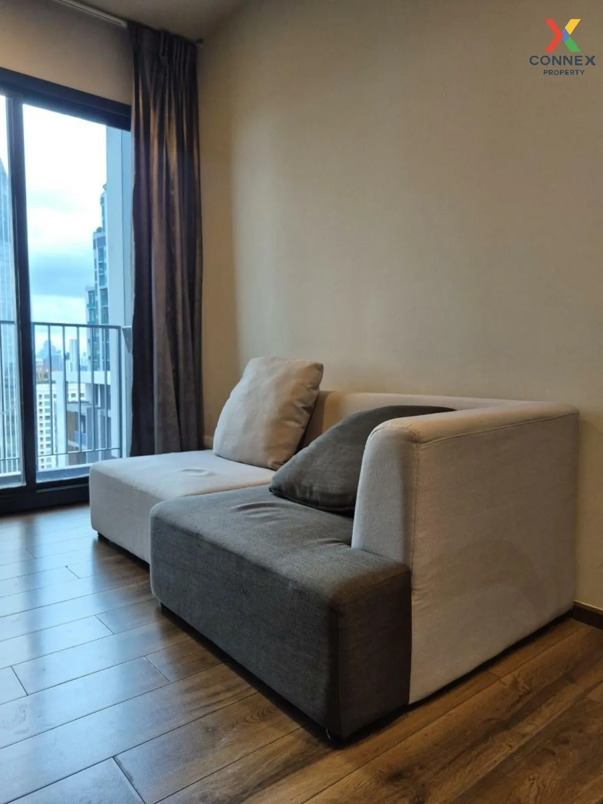 เช่าคอนโด  ออนิกซ์ พหลโยธิน BTS-สะพานควาย สามเสนใน เขต พญาไท กรุง 2