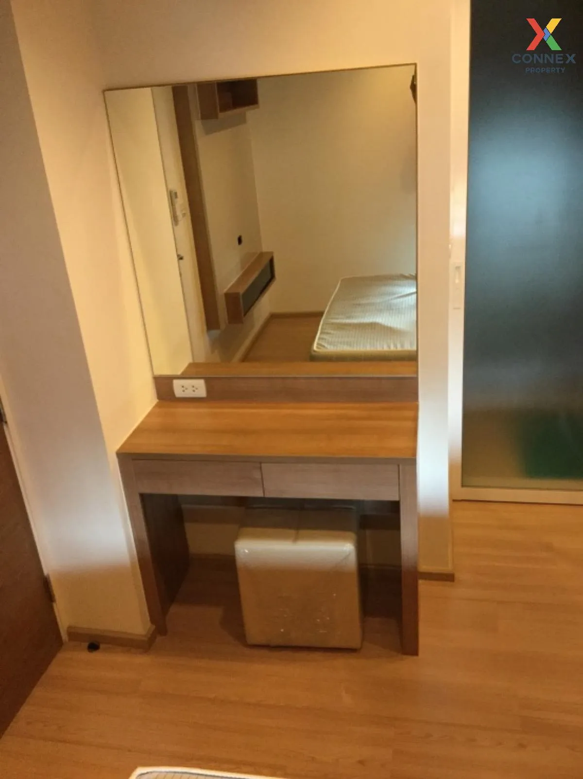 FOR RENT condo , Rhythm Phahol - Ari , BTS-Saphan Khwai , Sam Sen