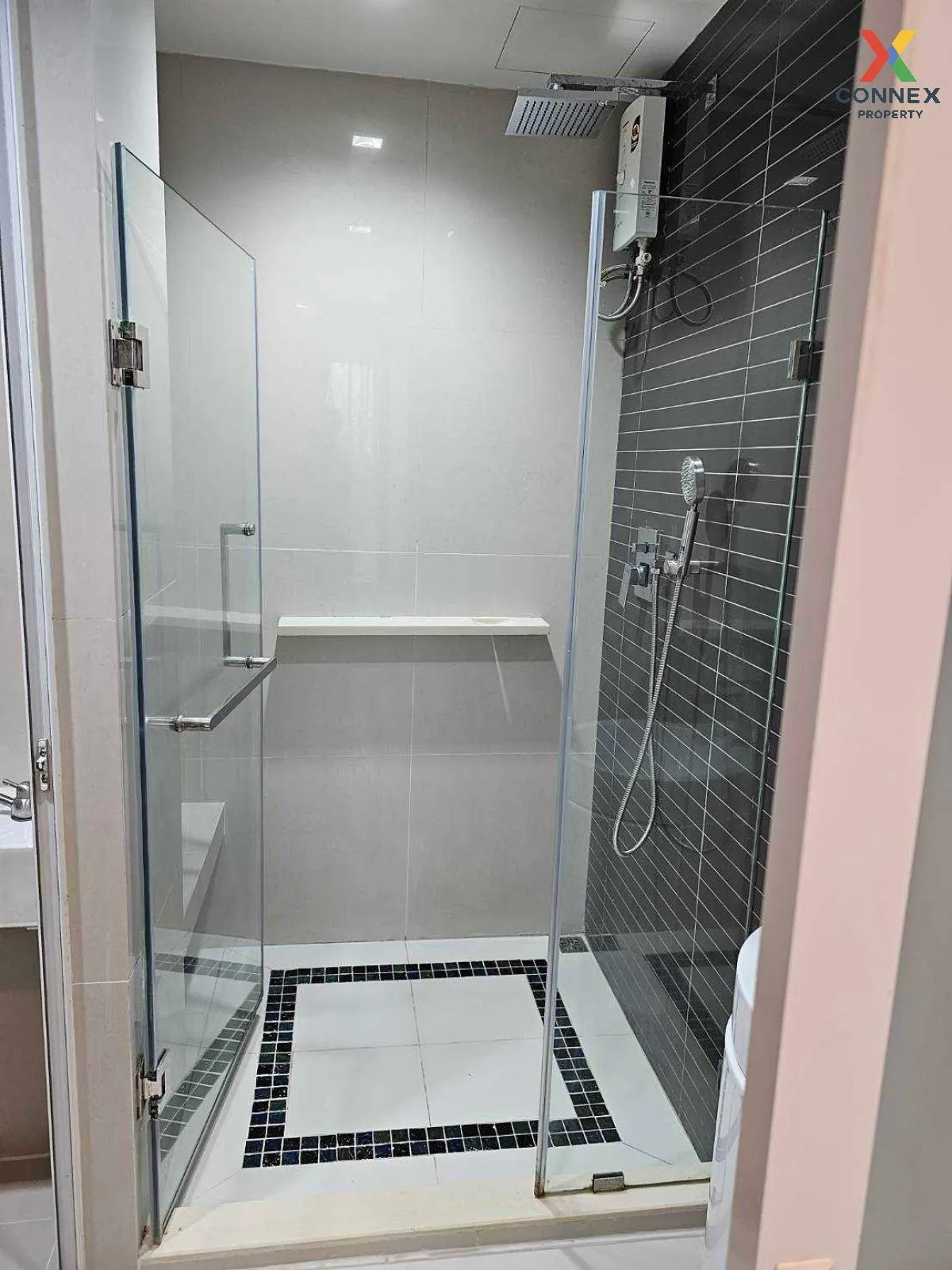 FOR RENT condo , Rhythm Phahol - Ari , BTS-Saphan Khwai , Sam Sen