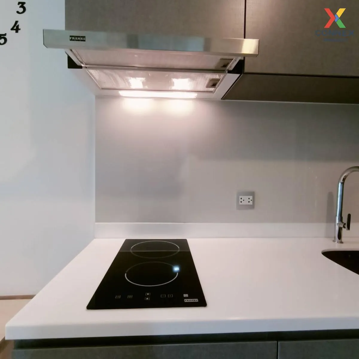 เช่าคอนโด  ริธึ่ม รางน้ำ BTS-อนุสาวรีย์ชัยสมรภูมิ ถนนพญาไท เขต รา 3