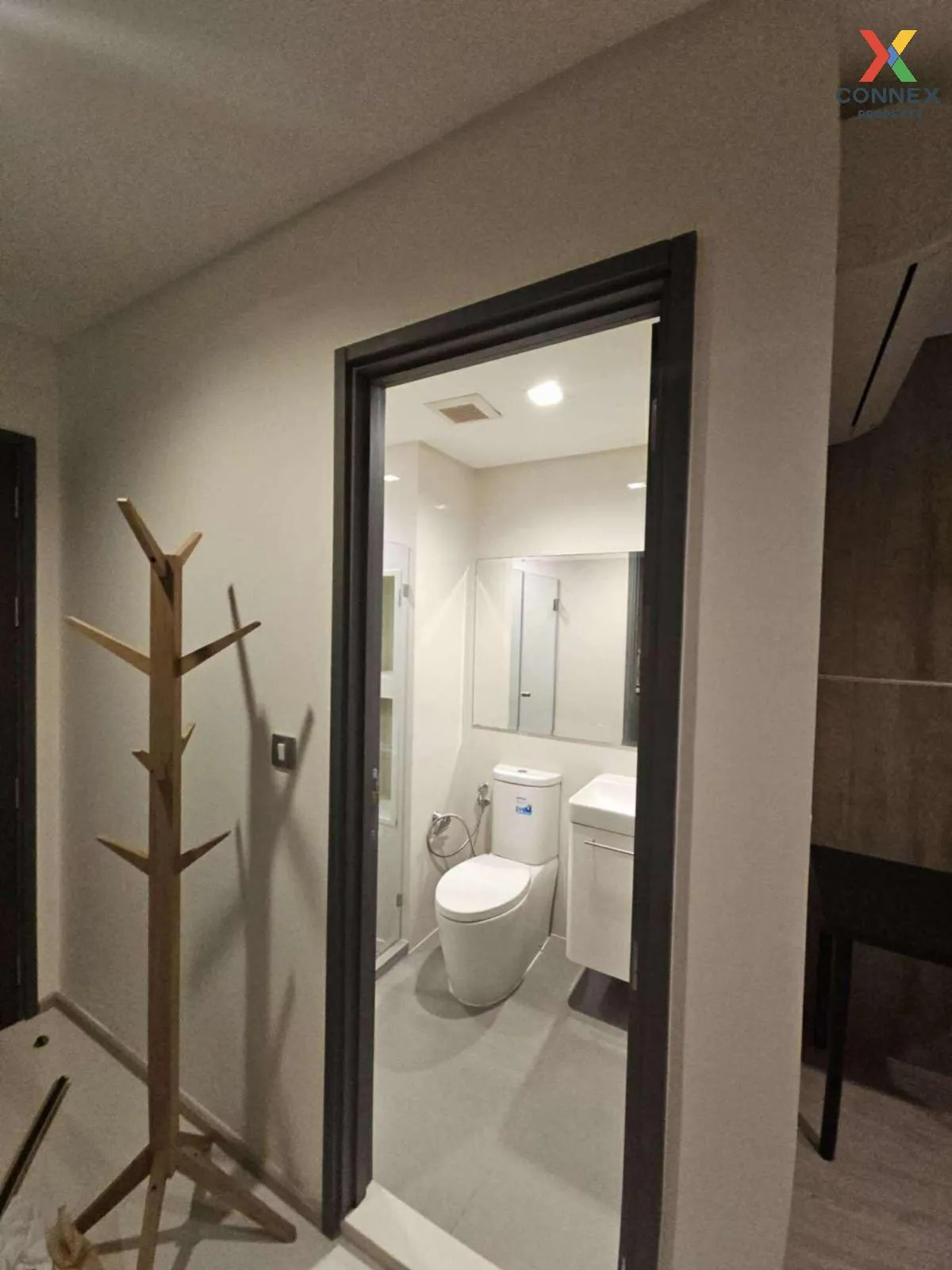 เช่าคอนโด  ริธึ่ม รางน้ำ BTS-อนุสาวรีย์ชัยสมรภูมิ ถนนพญาไท เขต รา