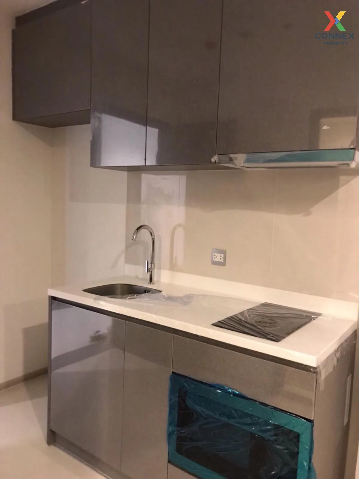 เช่าคอนโด  ริธึ่ม รางน้ำ BTS-อนุสาวรีย์ชัยสมรภูมิ ถนนพญาไท เขต รา 3