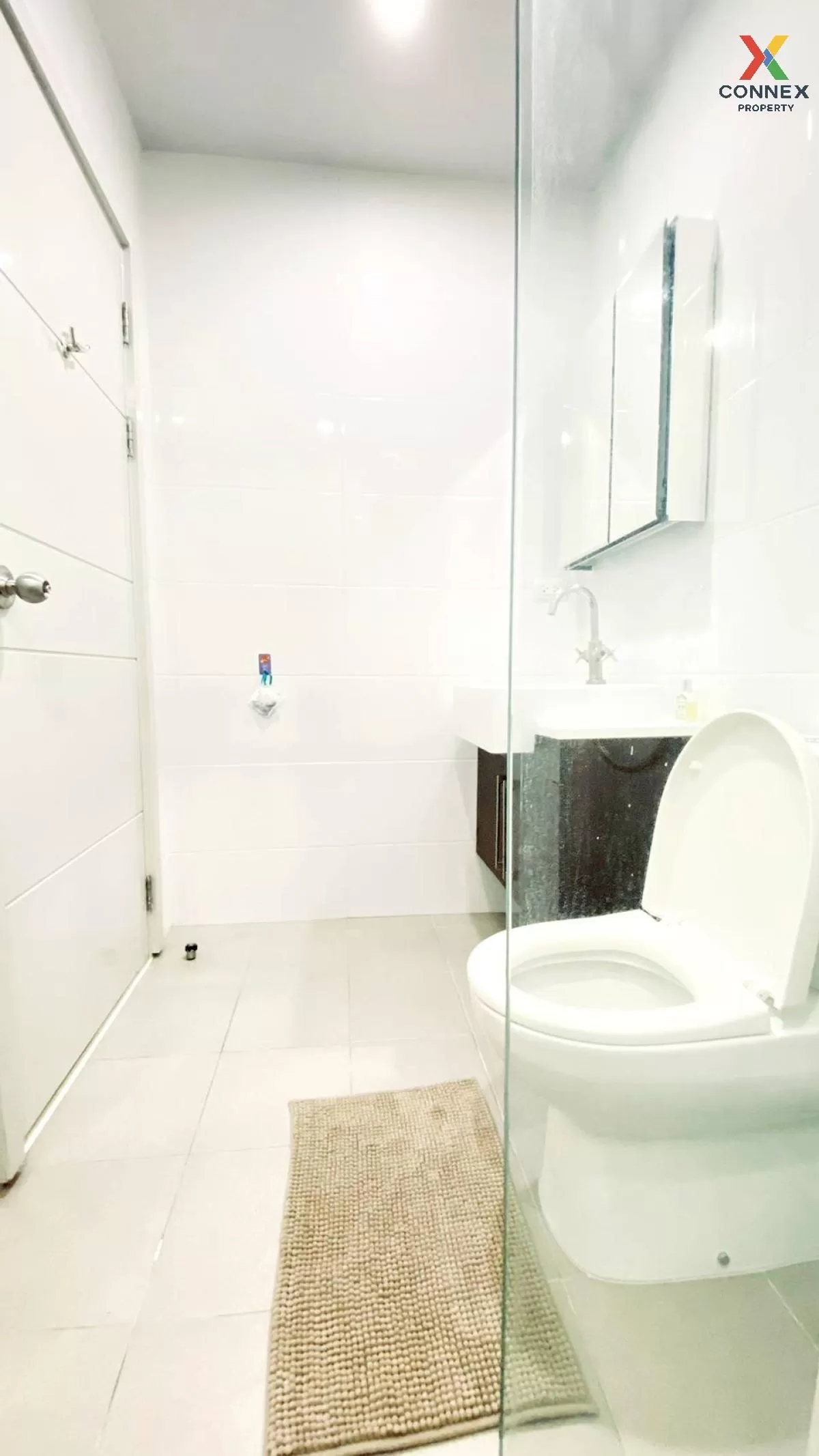 ขายคอนโด  เดอะ เวอร์ติเคิล อารีย์ BTS-อารีย์ สามเสนใน เขต ดุสิต ก