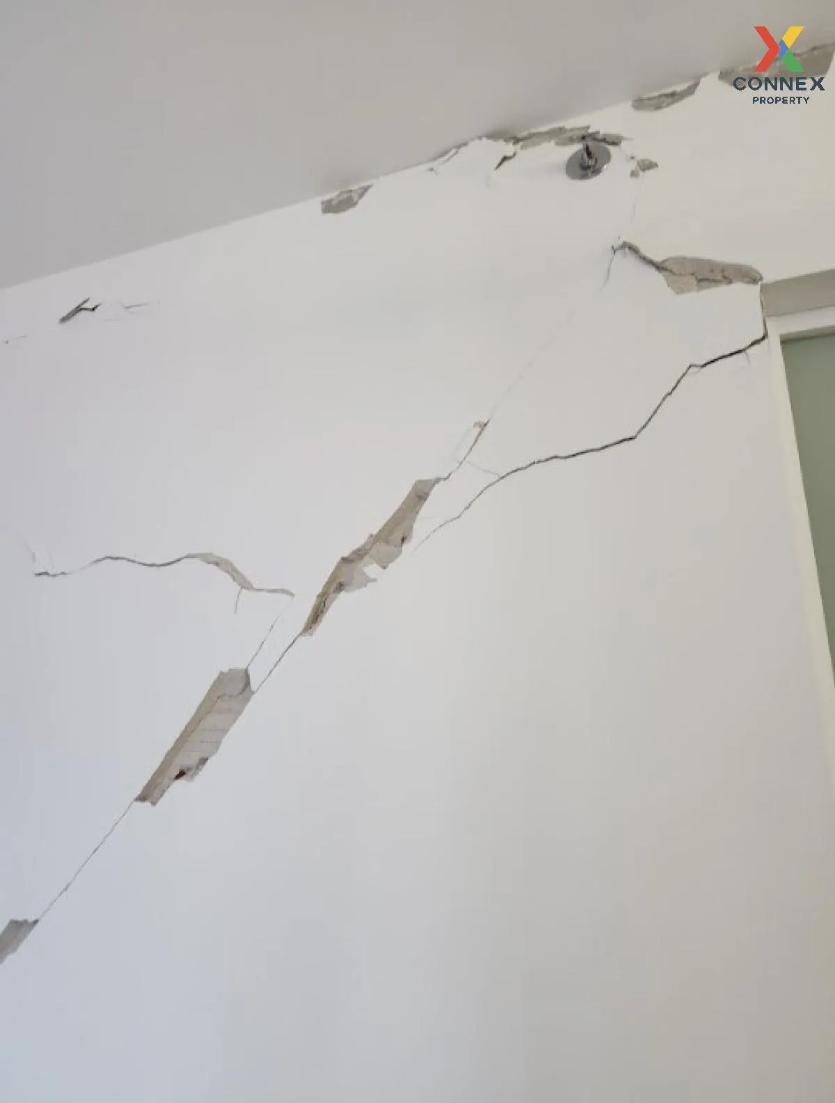 FOR RENT condo , Triple Y Residence , MRT-Sam Yan , Wang Mai , Pa