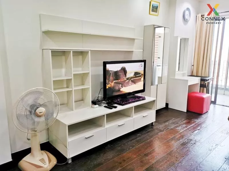 FOR RENT condo , Ideo Q Phayathai , nice view , high floor , BTS- 1