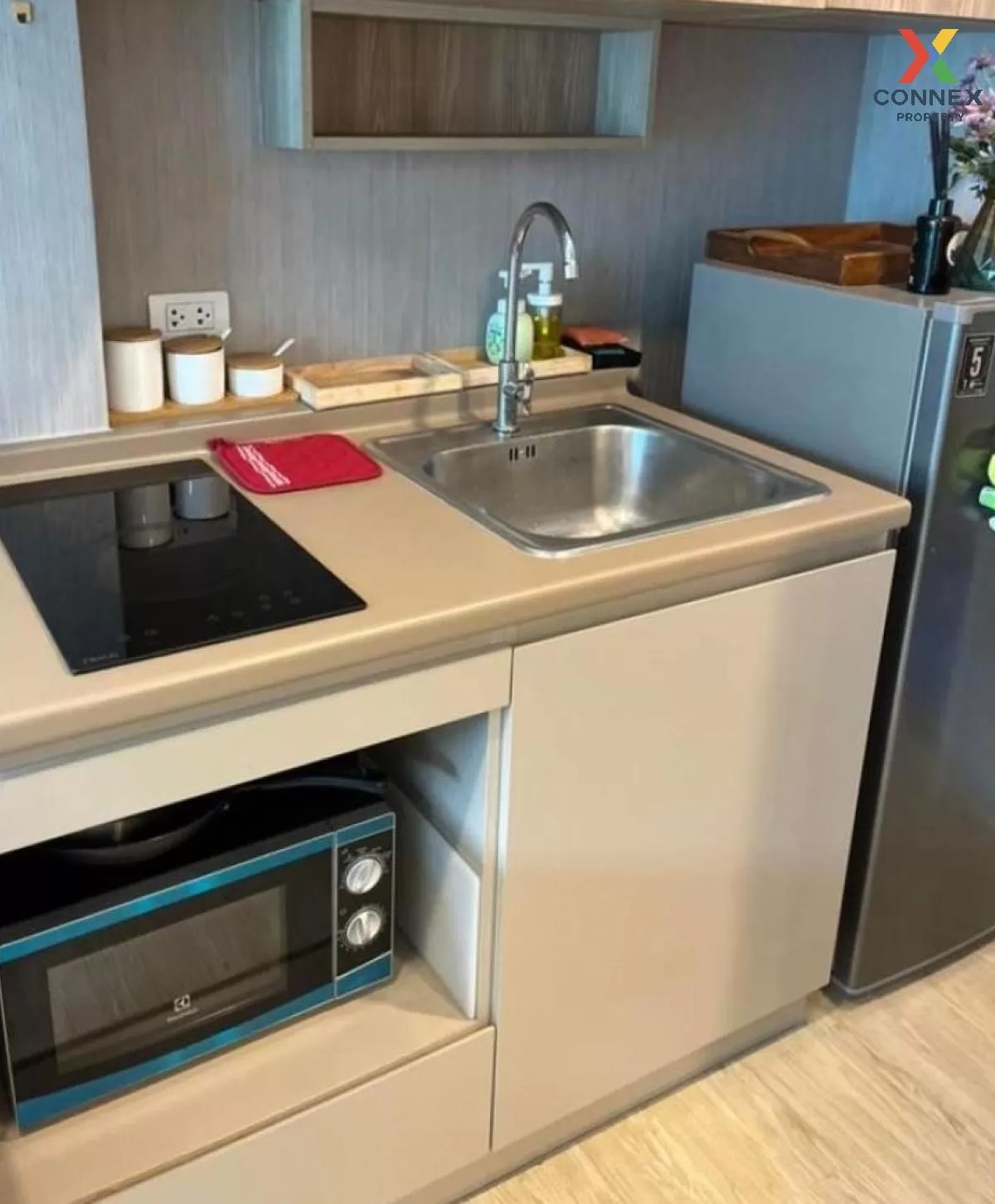 FOR RENT condo , The Excel Hideaway Sukhumvit 50 , nice view , ri