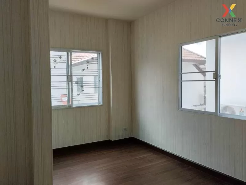  Townhome for sale, The Town, Phahonyothin-Permsin, Or Ngoen Saim
