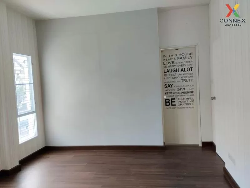  Townhome for sale, The Town, Phahonyothin-Permsin, Or Ngoen Saim