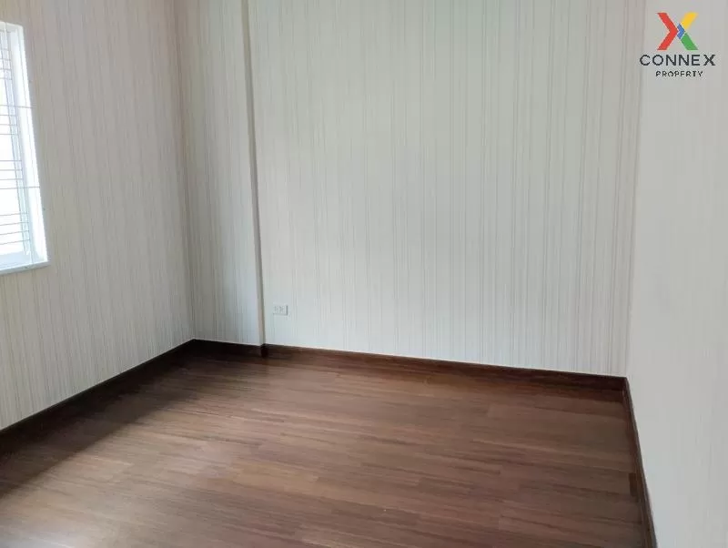  Townhome for sale, The Town, Phahonyothin-Permsin, Or Ngoen Saim
