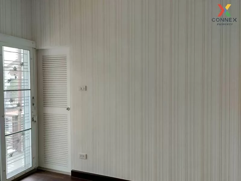  Townhome for sale, The Town, Phahonyothin-Permsin, Or Ngoen Saim