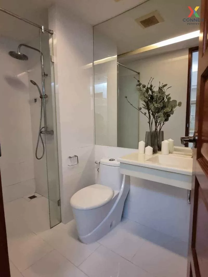 FOR RENT condo , Emerald Residence Ratchada , nice view , MRT-Hua