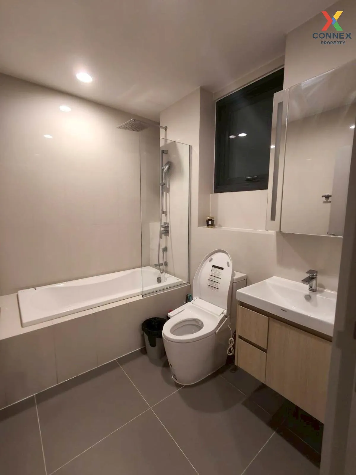 เช่าคอนโด  โอกะ เฮาส์ วิวสวย ชั้นสูง วิวแม่น้ำ BTS-ทองหล่อ คลองตั