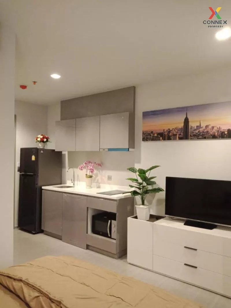 FOR RENT condo , Life Asoke - Rama 9 , nice view , high floor , M 2