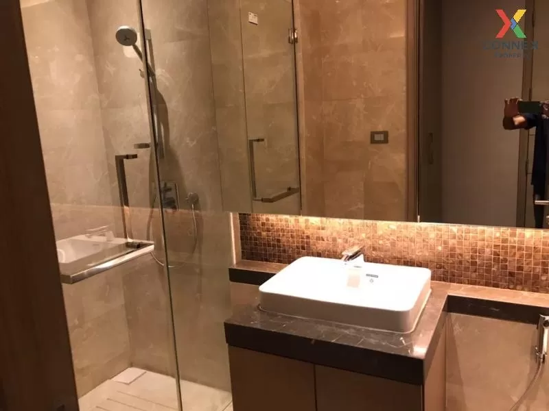 FOR SALE condo , Magnolias Waterfront Residences , nice view , hi FOR SALE condo , Magnolias Waterfront Residences , nice view , hi