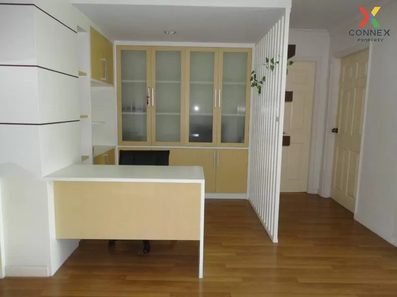 FOR RENT condo , Lumpini Place Narathiwas - Chaopraya , Chong Non 3