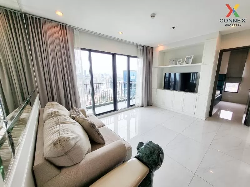 FOR RENT condo , C Ekkamai , high floor , BTS-Ekkamai , Khlong Ta 4