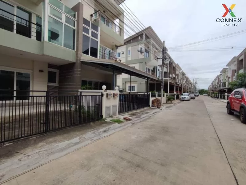 FOR SALE townhome , VIVARIUM RAMA 2 , wide frontage , newly renov 2