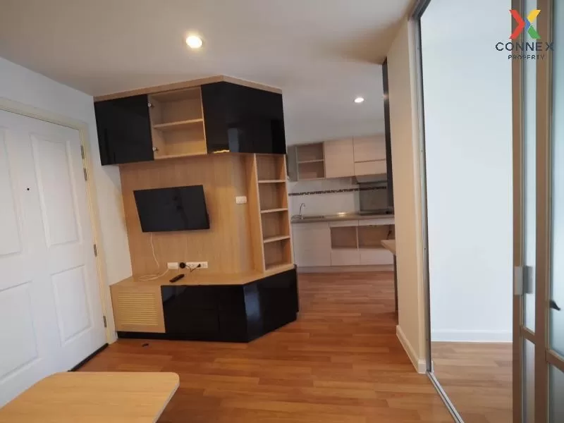 FOR RENT condo , Lumpini Place Ratchayothin , BTS-Ratchayothin ,  2