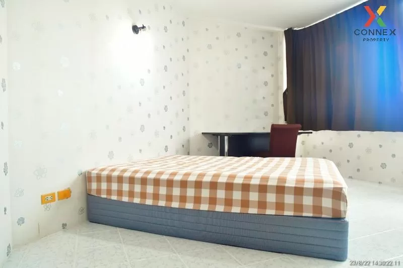 FOR RENT condo , Supalai Park Ratchayothin , nice view , high flo