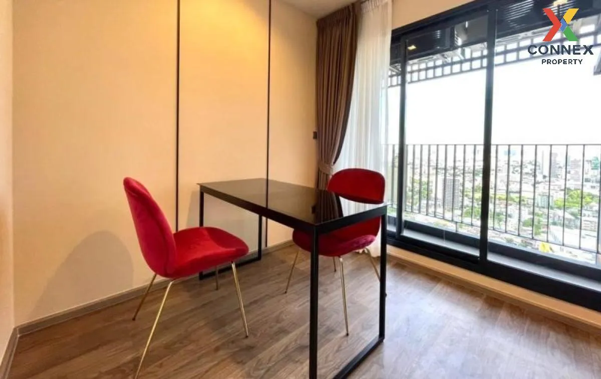 FOR RENT condo , Life Ladprao Valley , nice view , high floor , B 3