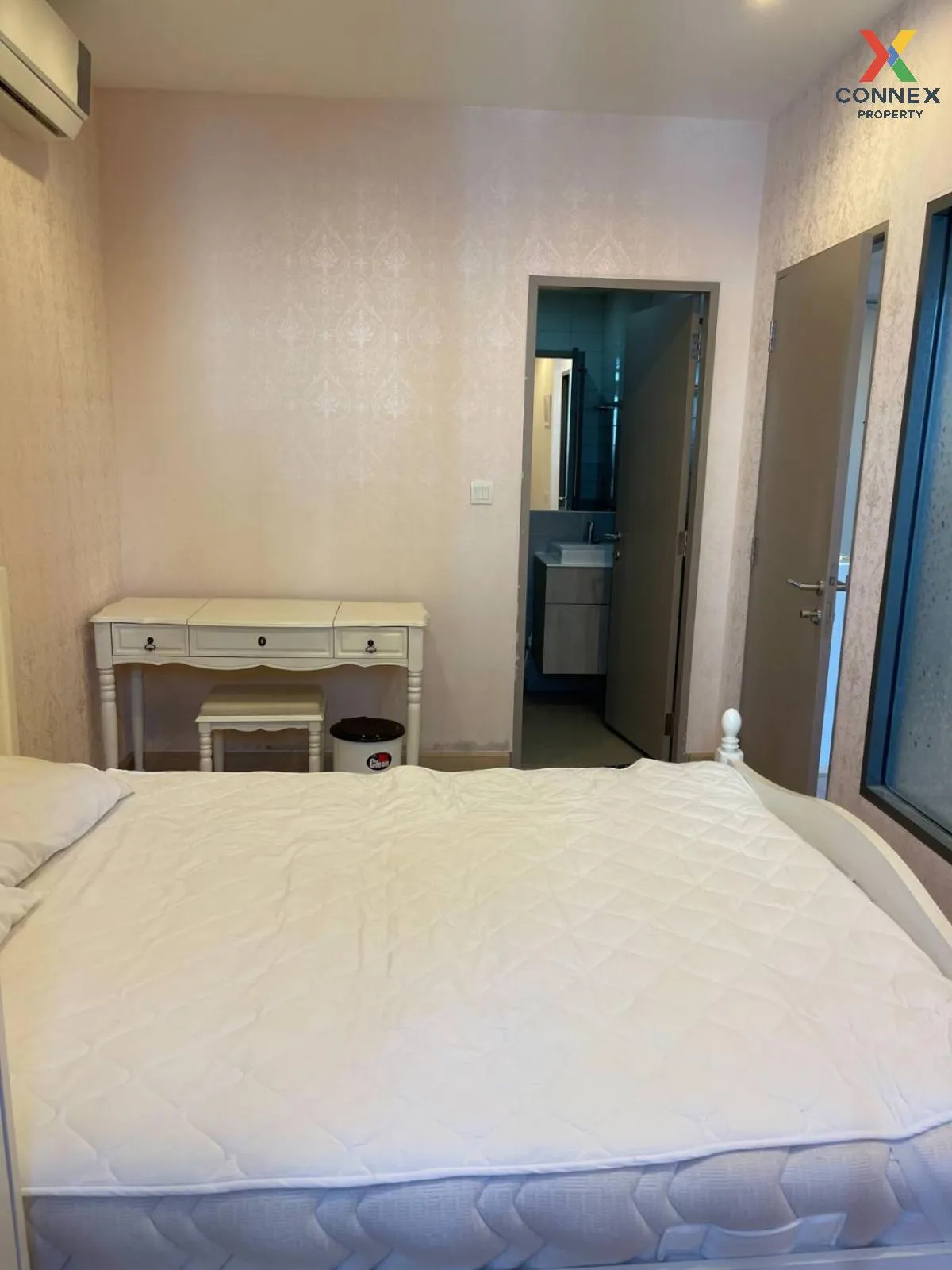 FOR RENT condo , Ideo Mobi Phayathai , BTS-Phaya Thai , Thung Pha