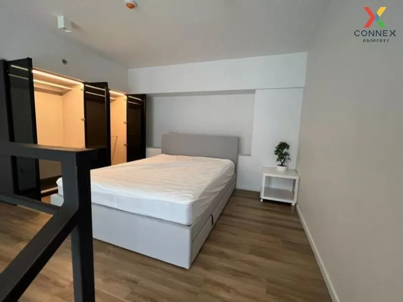 FOR RENT condo , The Lofts Silom , BTS-Surasak , Silom , Bang Rak