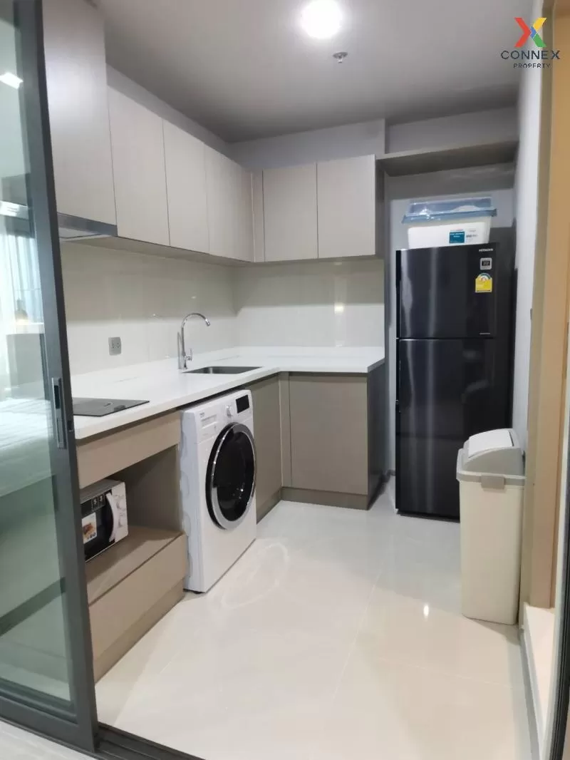 FOR RENT condo , Life Ladprao , high floor , BTS-Ha Yaek Lat Phra