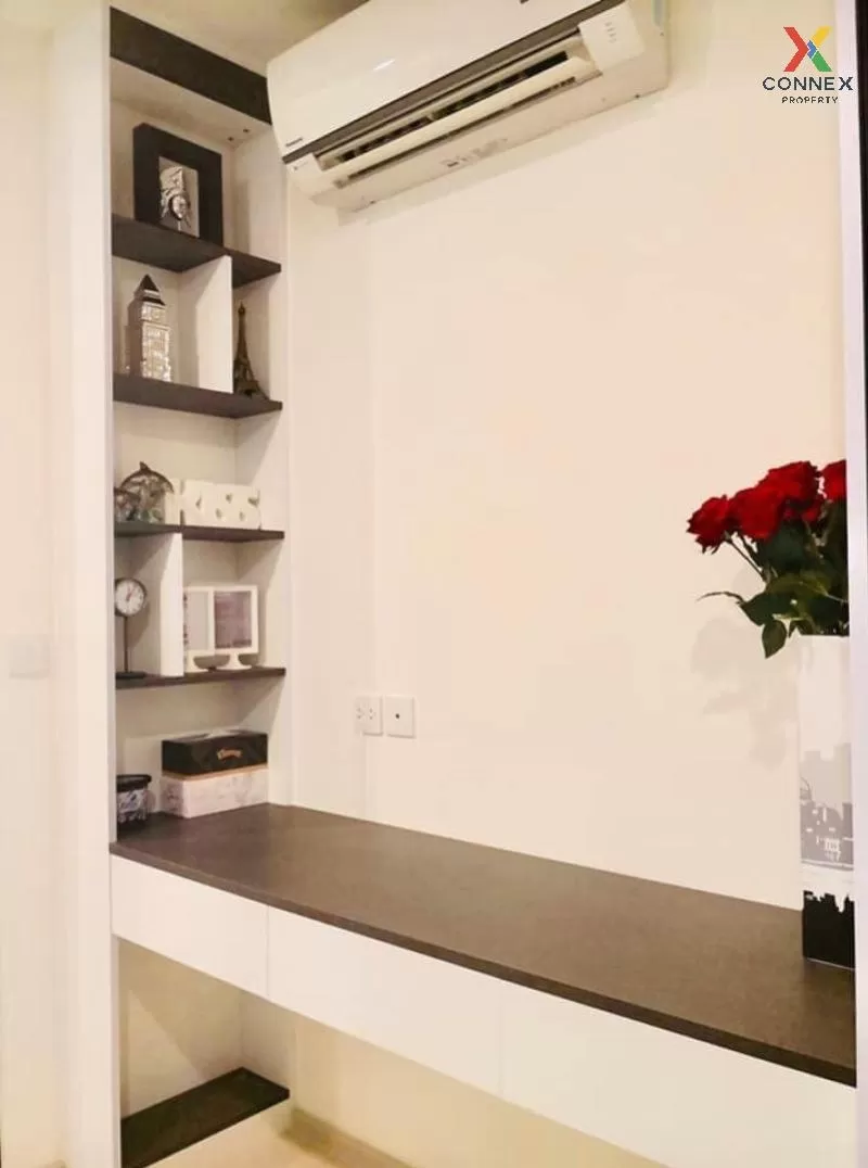 FOR RENT condo , Life Asoke , MRT-Phetchaburi , Bang Kapi , Huai  FOR RENT condo , Life Asoke , MRT-Phetchaburi , Bang Kapi , Huai