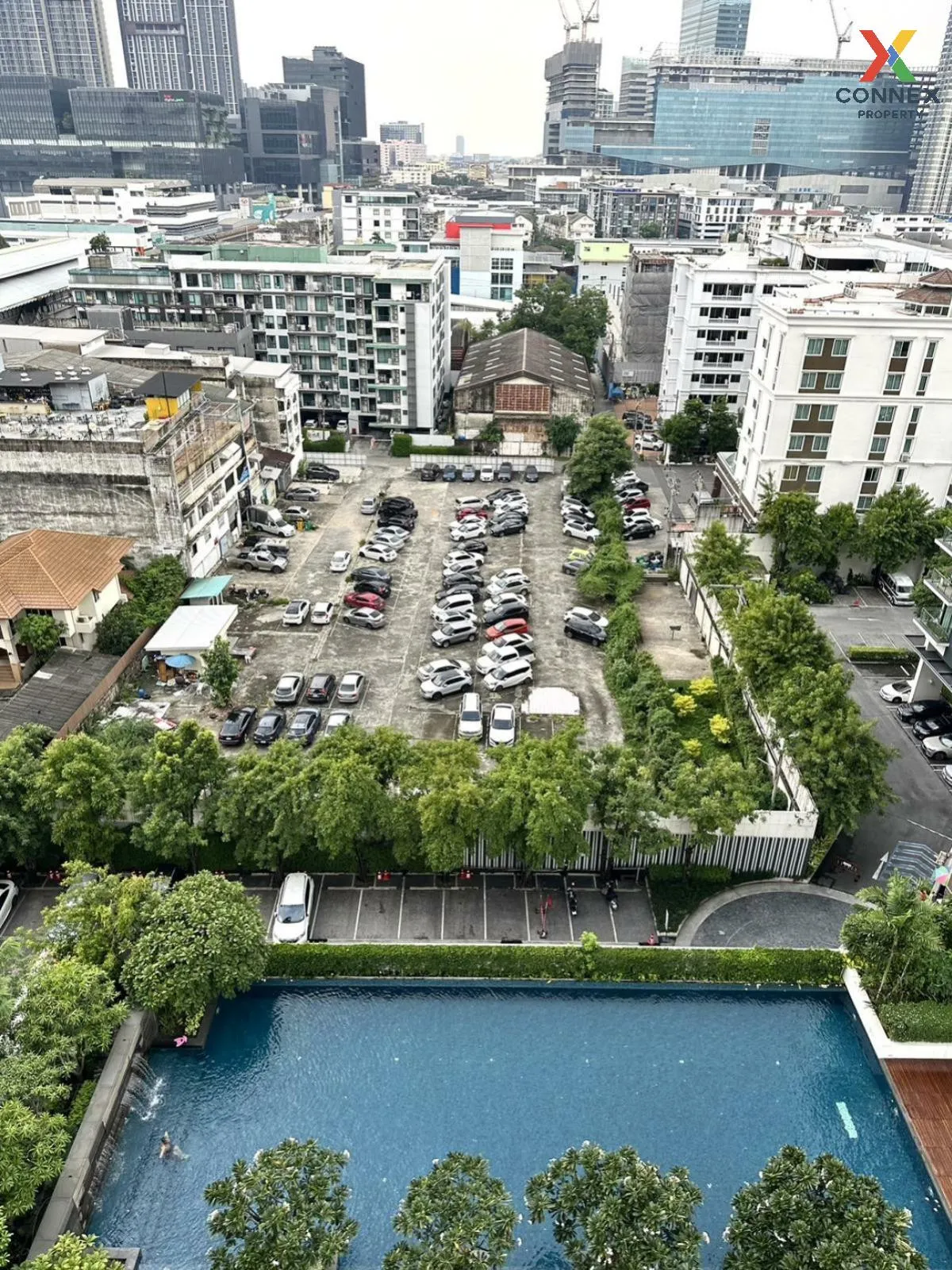 FOR RENT condo , The Room Sukhumvit 62 , high floor , BTS-Punnawi