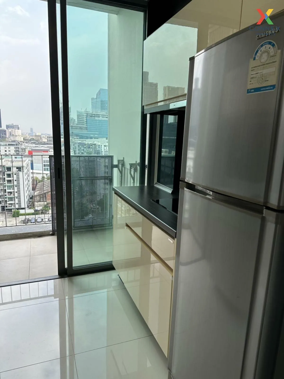 FOR RENT condo , The Room Sukhumvit 62 , high floor , BTS-Punnawi