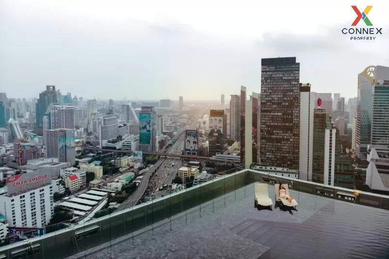 FOR RENT condo , Life One Wireless , nice view , high floor , BTS