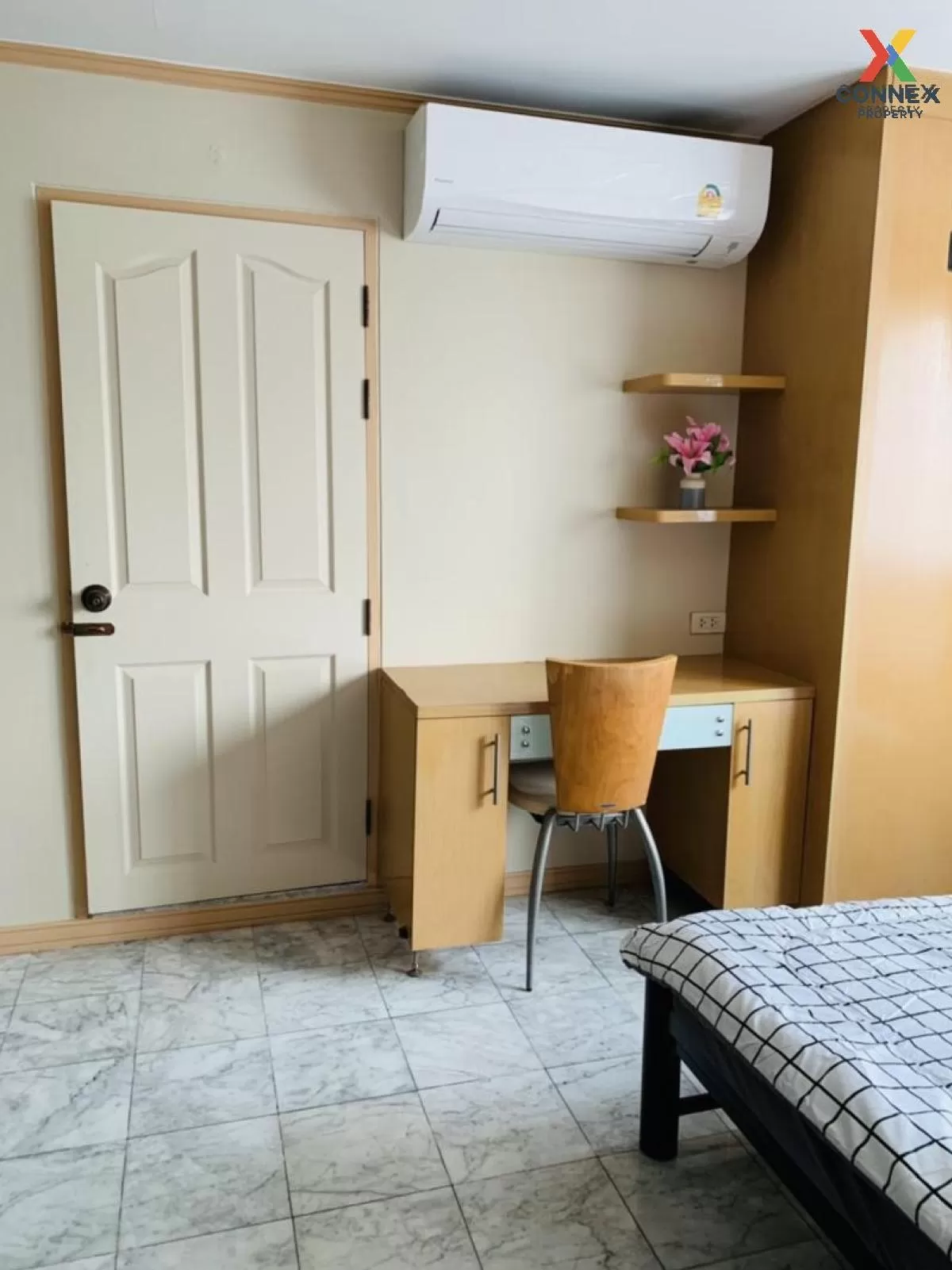 FOR RENT condo , Lumpini Place Sathorn , BTS-Saint Louis , Thung  3