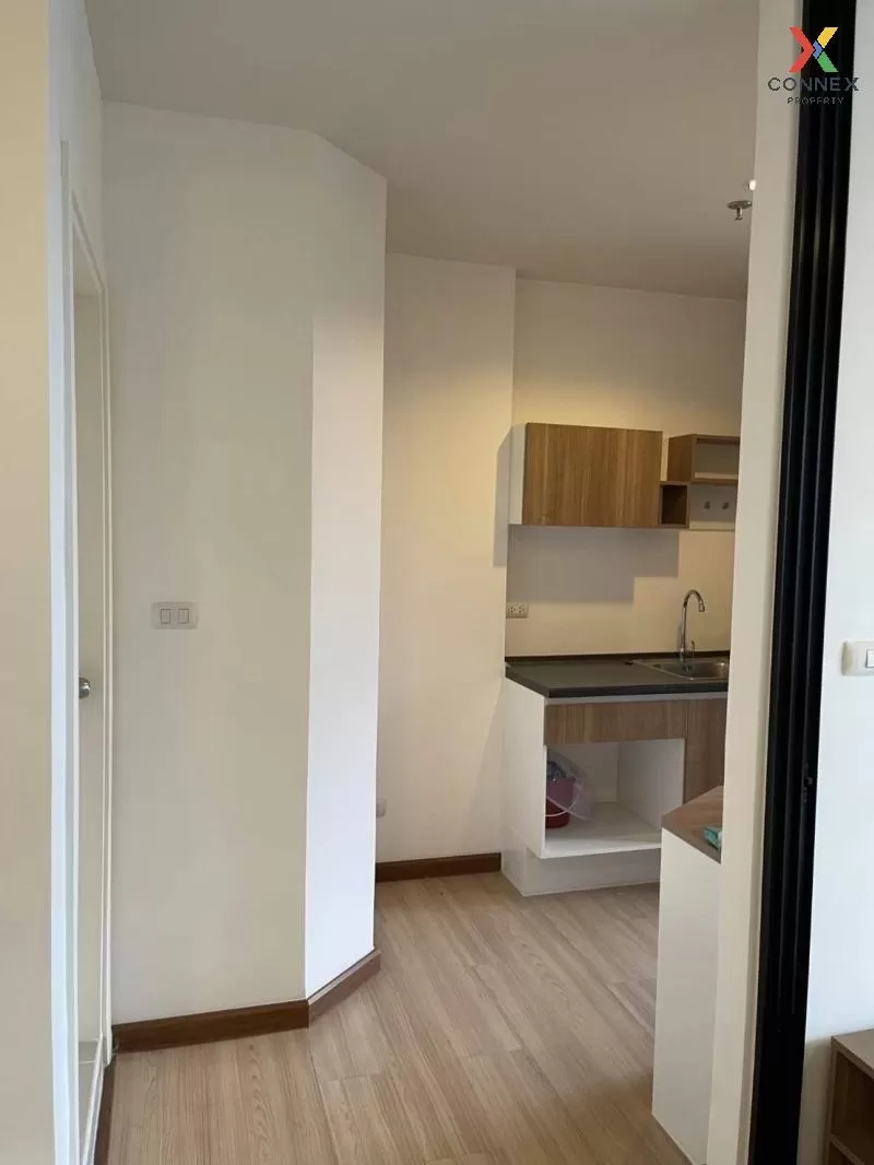 FOR SALE condo , J Condo Sathorn-Kallaprapruk , nice view , high  FOR SALE condo , J Condo Sathorn-Kallaprapruk , nice view , high