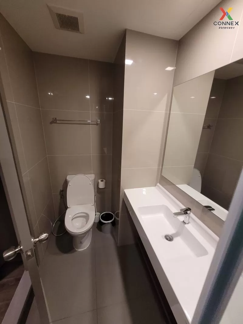 FOR RENT condo , Ideo Sathorn - Wongwian Yai , high floor , BTS-W