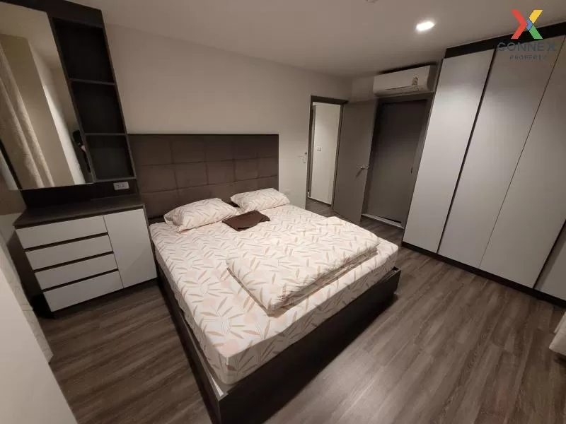 FOR RENT condo , Ideo Sathorn - Wongwian Yai , high floor , BTS-W 4