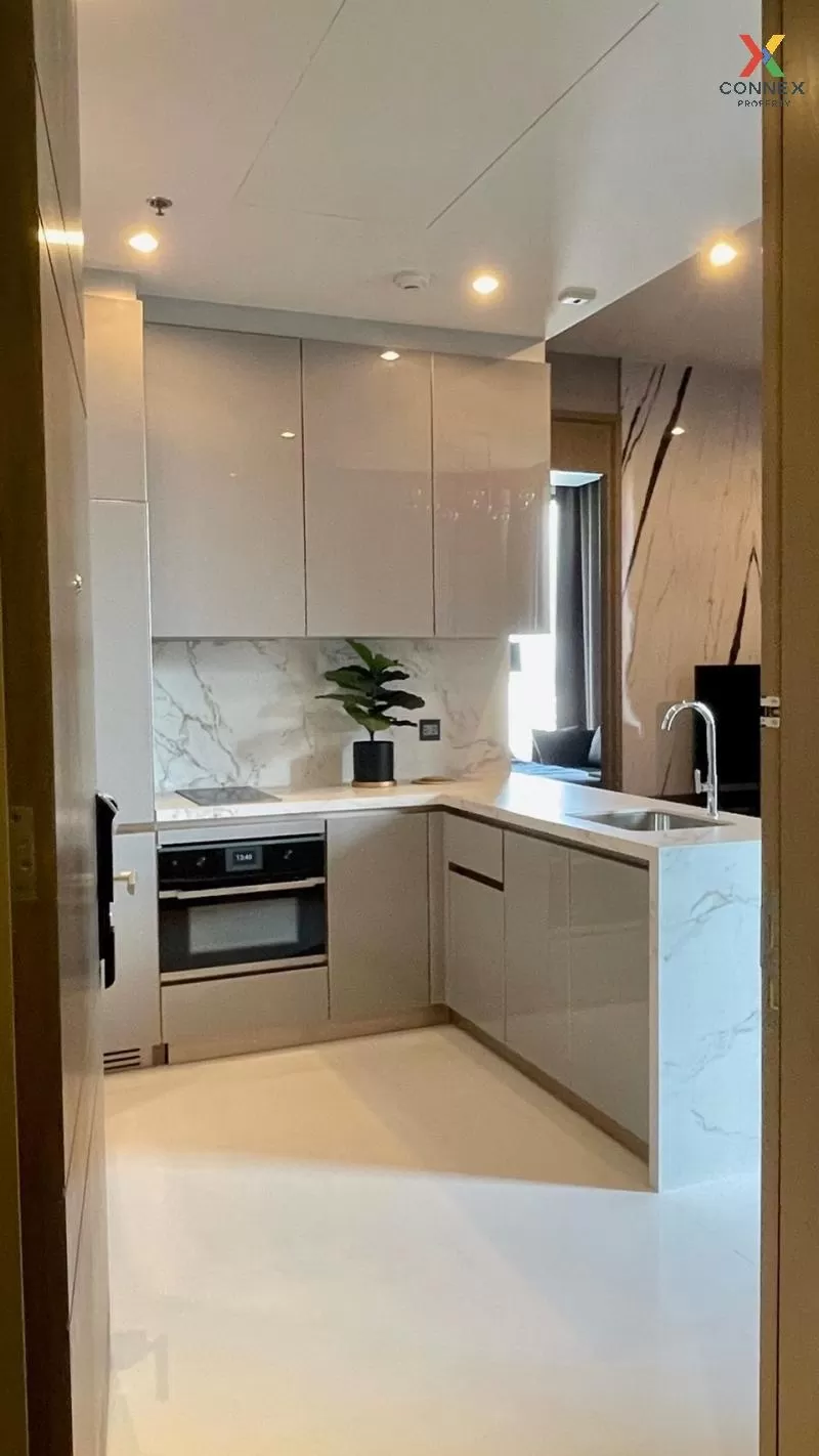 เช่าคอนโด  ดิ เอส แอท สิงห์คอมเพล็กซ์ ชั้นสูง MRT-เพชรบุรี บางกะป