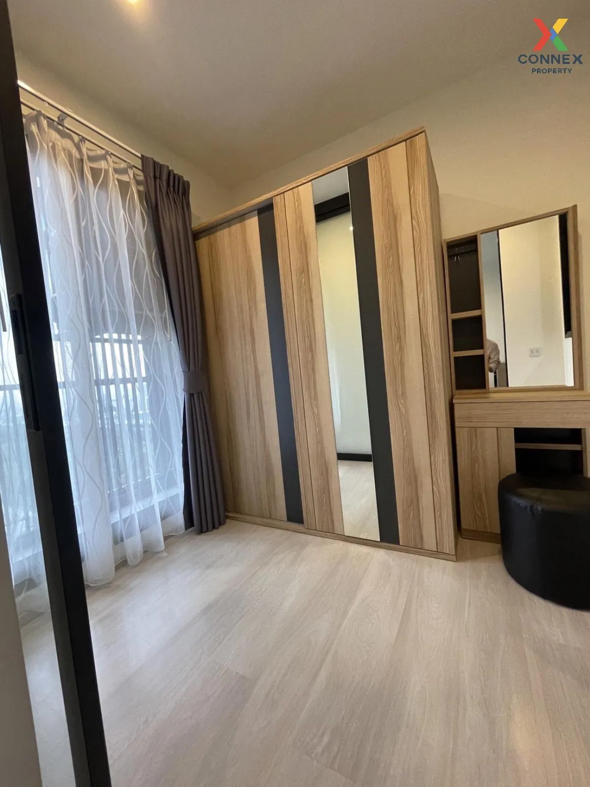 FOR RENT condo , Life Asoke , MRT-Phetchaburi , Bang Kapi , Huai 
