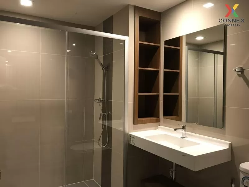 FOR SALE condo , Ideo Phahol Chatujak , high floor , BTS-Saphan K