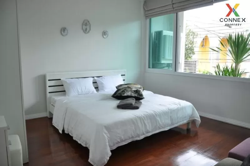 FOR RENT townhome , Baan Suan Charoenjai , BTS-Ekkamai , Khlong T