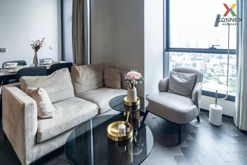 FOR RENT condo , The Esse Sukhumvit 36 , high floor , BTS-Thong L 2