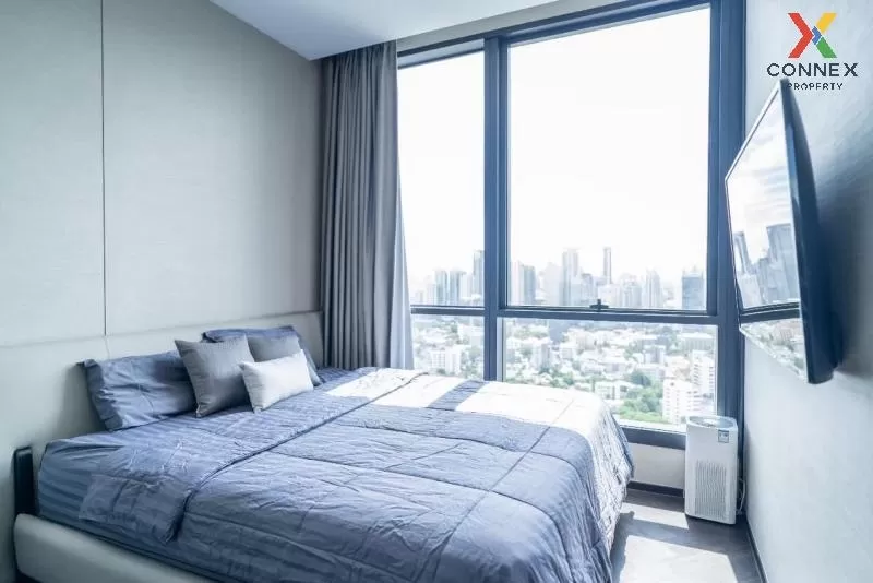 FOR RENT condo , The Esse Sukhumvit 36 , high floor , BTS-Thong L