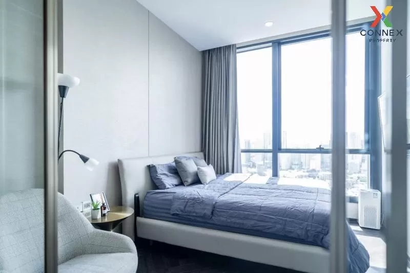 FOR RENT condo , The Esse Sukhumvit 36 , high floor , BTS-Thong L