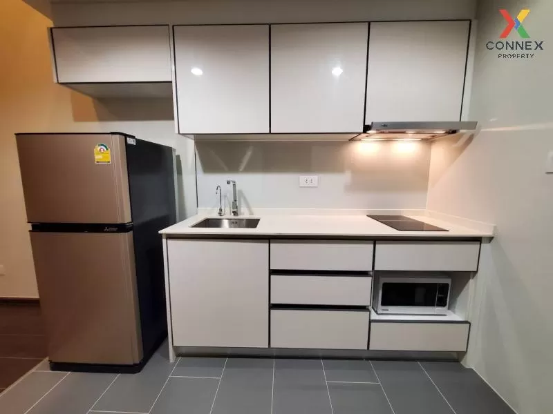 FOR RENT condo , C Ekkamai , high floor , wide frontage , BTS-Ekk 4